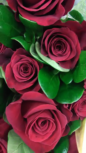 Supermarket «Giant Eagle Supermarket», reviews and photos, 14100 Detroit Ave, Lakewood, OH 44107, USA