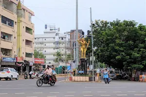 Alluri Seetharamaraju Statue image