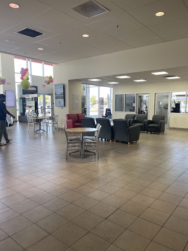 Toyota Dealer «Toyota Town of Stockton», reviews and photos, 2150 E Hammer Ln, Stockton, CA 95210, USA