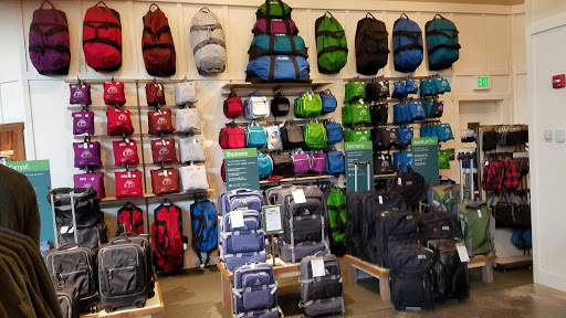 Clothing Store «L.L. Bean», reviews and photos, 1 Ridge Hill Boulevard, Yonkers, NY 10710, USA