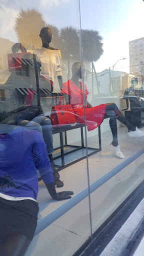 Clothing Store «A/X Armani Exchange», reviews and photos, 760 Collins Ave, Miami Beach, FL 33139, USA