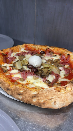 Pizzeria Adde Guagliun in Gricignano di Aversa, Provincia di Caserta