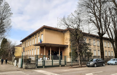 Scuola Primaria Monteverdi - Istituto Comprensivo Cremona Due Via Oglio, 2, 26100 Cremona CR, Italia