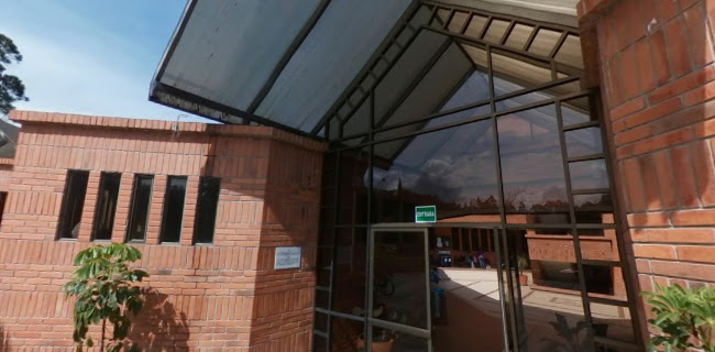 Facultad de Odontología de la Universidad de Cuenca - Dentista