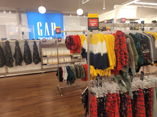 Clothing Store «Gap Outlet», reviews and photos, 1600 Saratoga Ave, San Jose, CA 95129, USA
