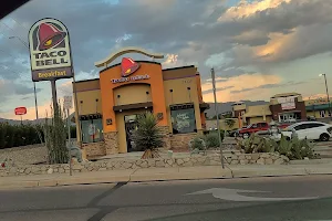 Taco Bell image