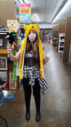 Outlet Mall «Finders Keepers Traders Outlet Mall», reviews and photos, 740-784 Chelsa Dr, Madisonville, KY 42431, USA