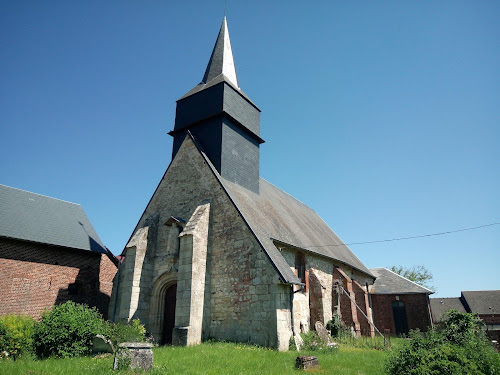 Eglise Saint-Pierre à Bucamps