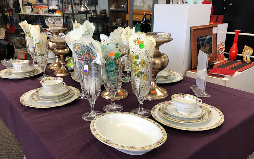 Thrift Store «Assistance League of Greater Placer - Thrift Shop», reviews and photos, 1263 Grass Valley Hwy, Auburn, CA 95603, USA