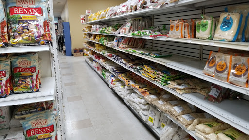 Grocery Store «INDU INDIAN GROCERY STORE (INDU CONVENIENT STORE)», reviews and photos, 4925 W Market St #1104, Greensboro, NC 27407, USA