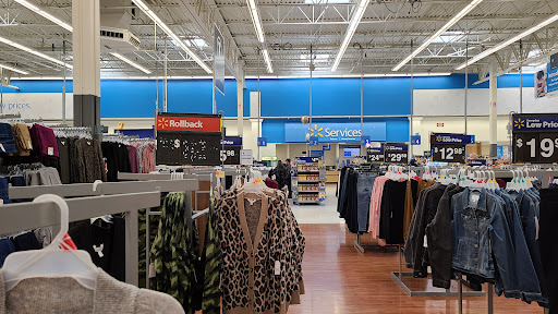 Department Store «Walmart Supercenter», reviews and photos, 201 Edwards Blvd, Lake Geneva, WI 53147, USA