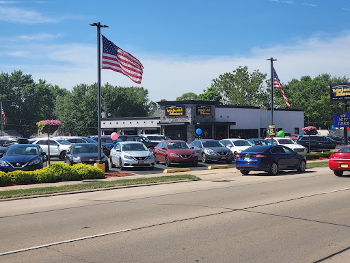 Used Car Dealer «Majeski Motors Inc», reviews and photos, 1707 E 4th St, Sterling, IL 61081, USA