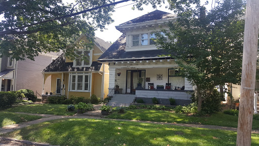 Liquor Store «Old Town Liquors», reviews and photos, 1529 Bardstown Rd, Louisville, KY 40205, USA