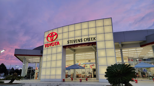 Used Car Dealer «Stevens Creek Toyota Certified Used Cars», reviews and photos, 380 Kiely Blvd, San Jose, CA 95129, USA