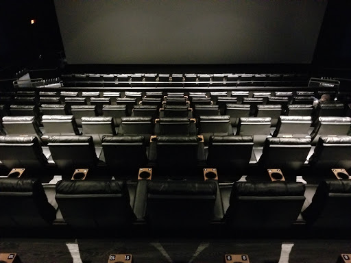 Movie Theater «Regal Cinemas Palladium 14 & IMAX», reviews and photos, 5830 Samet Dr, High Point, NC 27265, USA