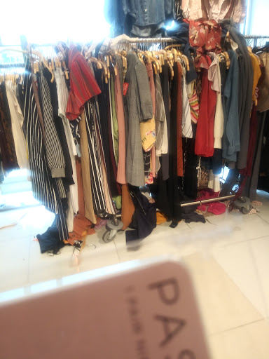 Clothing Store «F21 XXI», reviews and photos, 8040 Mall Walk, Yonkers, NY 10704, USA