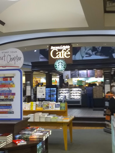 Book Store «Barnes & Noble», reviews and photos, 7685 W Bell Rd, Peoria, AZ 85382, USA