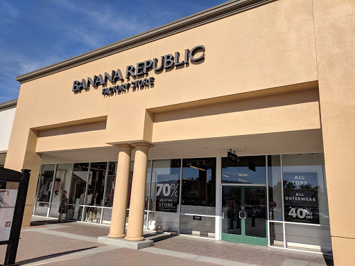Clothing Store «Banana Republic Factory Store», reviews and photos, 681 Leavesley Rd, Gilroy, CA 95020, USA