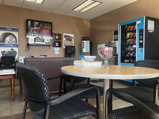 Hyundai Dealer «Crestmont Hyundai», reviews and photos, 2961 Center Rd, Brunswick, OH 44212, USA