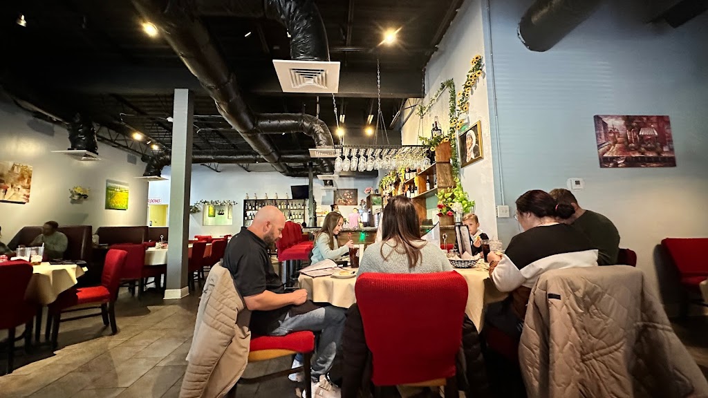 Fratelli's Italian Grille 70458