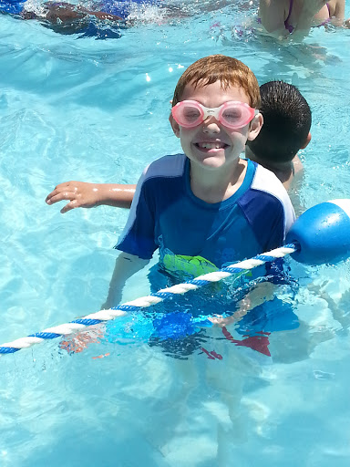 Park «Gouin Pool & Water Slides», reviews and photos, 2400 Scott St, Franklin Park, IL 60131, USA