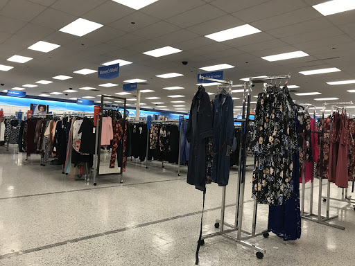Clothing Store «Ross Dress for Less», reviews and photos, 3701 Truxel Rd, Sacramento, CA 95834, USA
