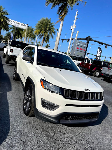 Car Dealer «Joey Accardi Chrysler, Dodge, Jeep, Ram», reviews and photos, 909 S Federal Hwy, Pompano Beach, FL 33062, USA