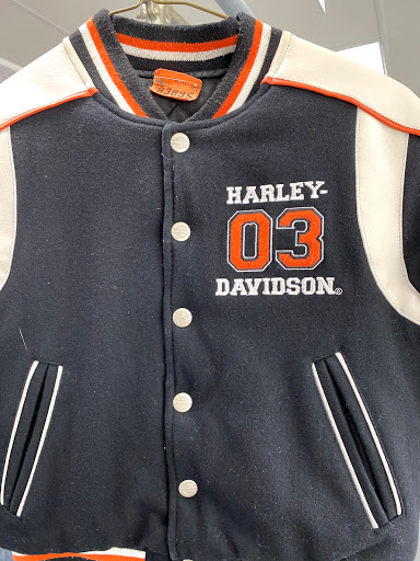 Dry Cleaner «Executive Cleaners», reviews and photos, 2 Howe St, New Haven, CT 06511, USA