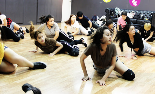 Contemporary dance schools Bangkok