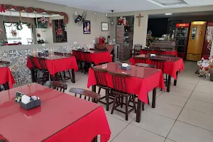 Restaurante Lá Em Casa image