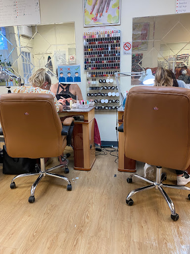 Gorgeous Nails Salon