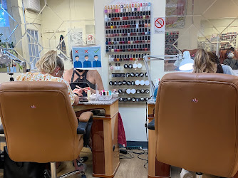 Gorgeous Nails Salon
