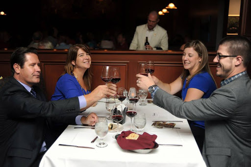 Restaurant «Evans Street Station», reviews and photos, 110 S Evans St, Tecumseh, MI 49286, USA