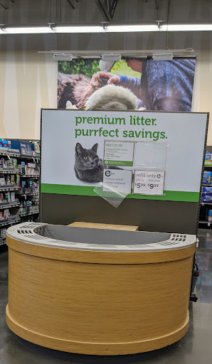 Pet Supply Store «Petco Animal Supplies», reviews and photos, 12444 NW 10th St #301, Yukon, OK 73099, USA