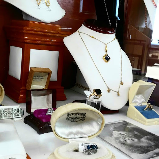 Jeweler «Yarnal Jewelers», reviews and photos, 4029 E Castro Valley Blvd, Castro Valley, CA 94552, USA