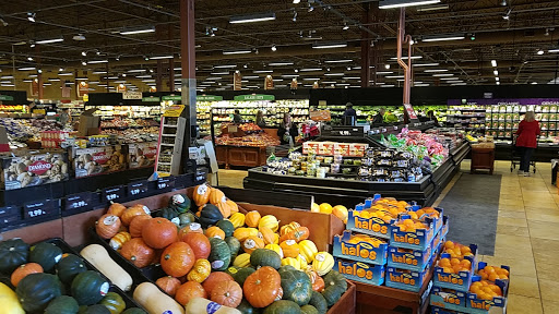 Supermarket «Giant Eagle Supermarket», reviews and photos, 9901 Mountain View Dr, West Mifflin, PA 15122, USA