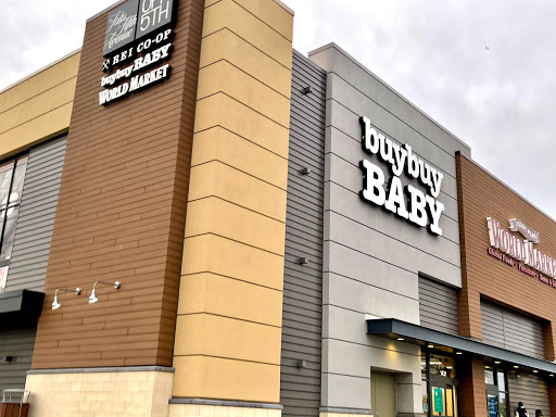 Camping Store «REI», reviews and photos, 71 Raymond Rd, West Hartford, CT 06107, USA