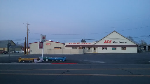 B & B True Value Hardware in Hawthorne, Nevada