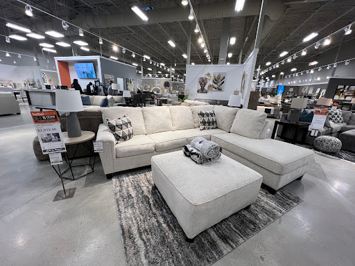 Furniture Store «Ashley HomeStore», reviews and photos, 925 Paterson Plank Rd, Secaucus, NJ 07094, USA