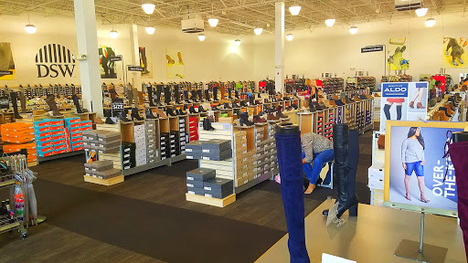 Shoe Store «DSW Designer Shoe Warehouse», reviews and photos, 4021 Conroy Rd, Orlando, FL 32839, USA