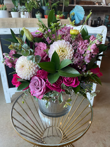 Florist «Bloom-A-Round Floral Design», reviews and photos, 2451 Lakeside Pkwy #120, Flower Mound, TX 75022, USA