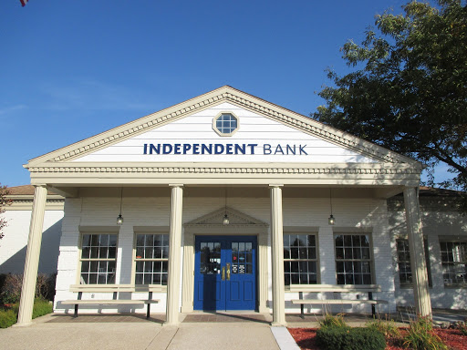 Independent Bank in White Cloud, Michigan