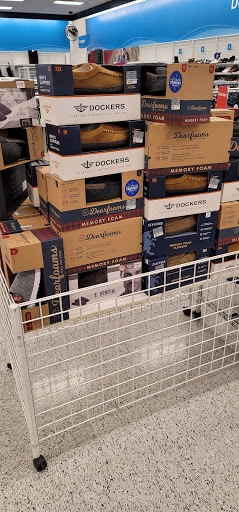 Clothing Store «Ross Dress for Less», reviews and photos, 170 E Stacy Rd, Allen, TX 75002, USA