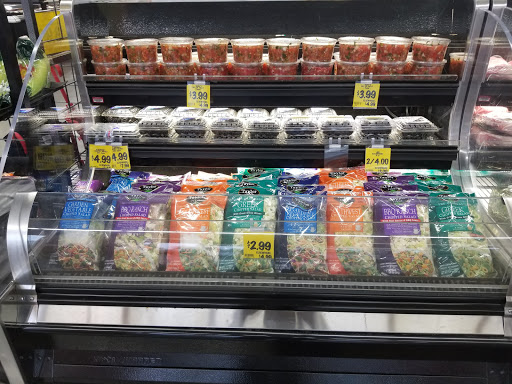 Grocery Store «Grocery Outlet Bargain Market», reviews and photos, 7800 Bothell Way NE #140, Kenmore, WA 98028, USA