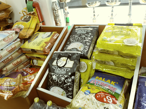 Asian Grocery Store «Sayar Food Market», reviews and photos, 3 Everett St #3e, Revere, MA 02151, USA