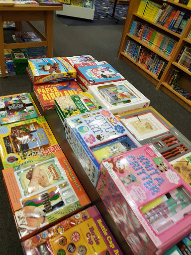 Book Store «Books-A-Million», reviews and photos, 116 Bangor Mall Blvd, Bangor, ME 04401, USA