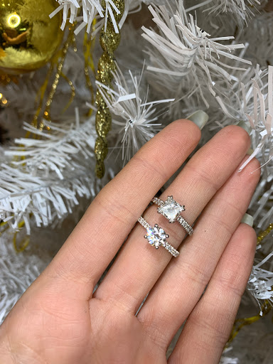 Jewelry Store «PERSONA JEWELRY», reviews and photos, 62 Charles St, Boston, MA 02114, USA