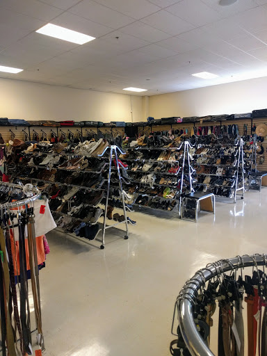 Thrift Store «Amvets Thrift Stores», reviews and photos, 109 S Seven Oaks Dr, Knoxville, TN 37922, USA