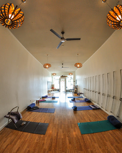 Adeline Yoga image