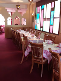 Atmosphère du Restaurant indien Restaurant Agra Laval - n°14